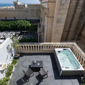 U Collection - A Luxury Collection Suites, Apartment Valletta