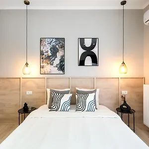 https://majestic-downtown-studios.bucharesthotelsnow.com
