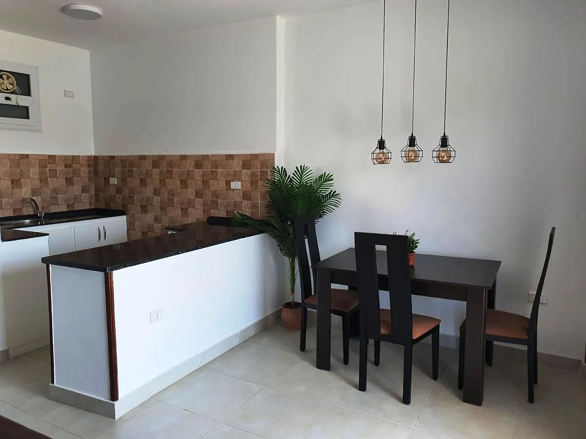アパート Casa Loko Guest House ルクソール